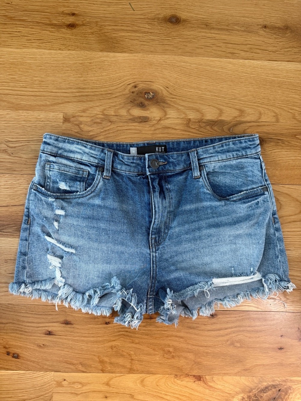 KUT from the Kloth Jane High Rise Short